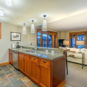 Capitol Peak Lodge By Snowmass Mountain Lodging